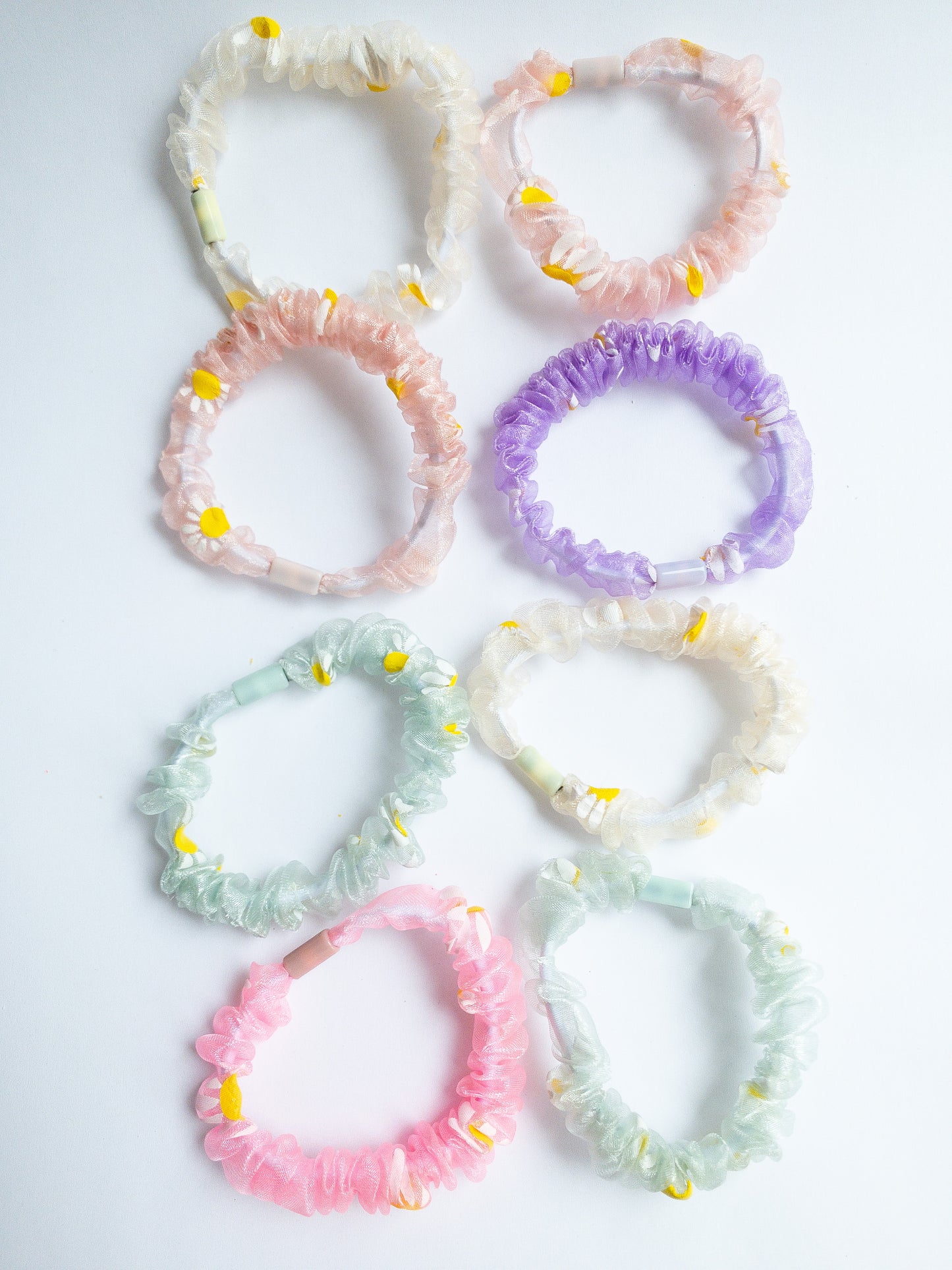 Thin Daisy Scrunchies