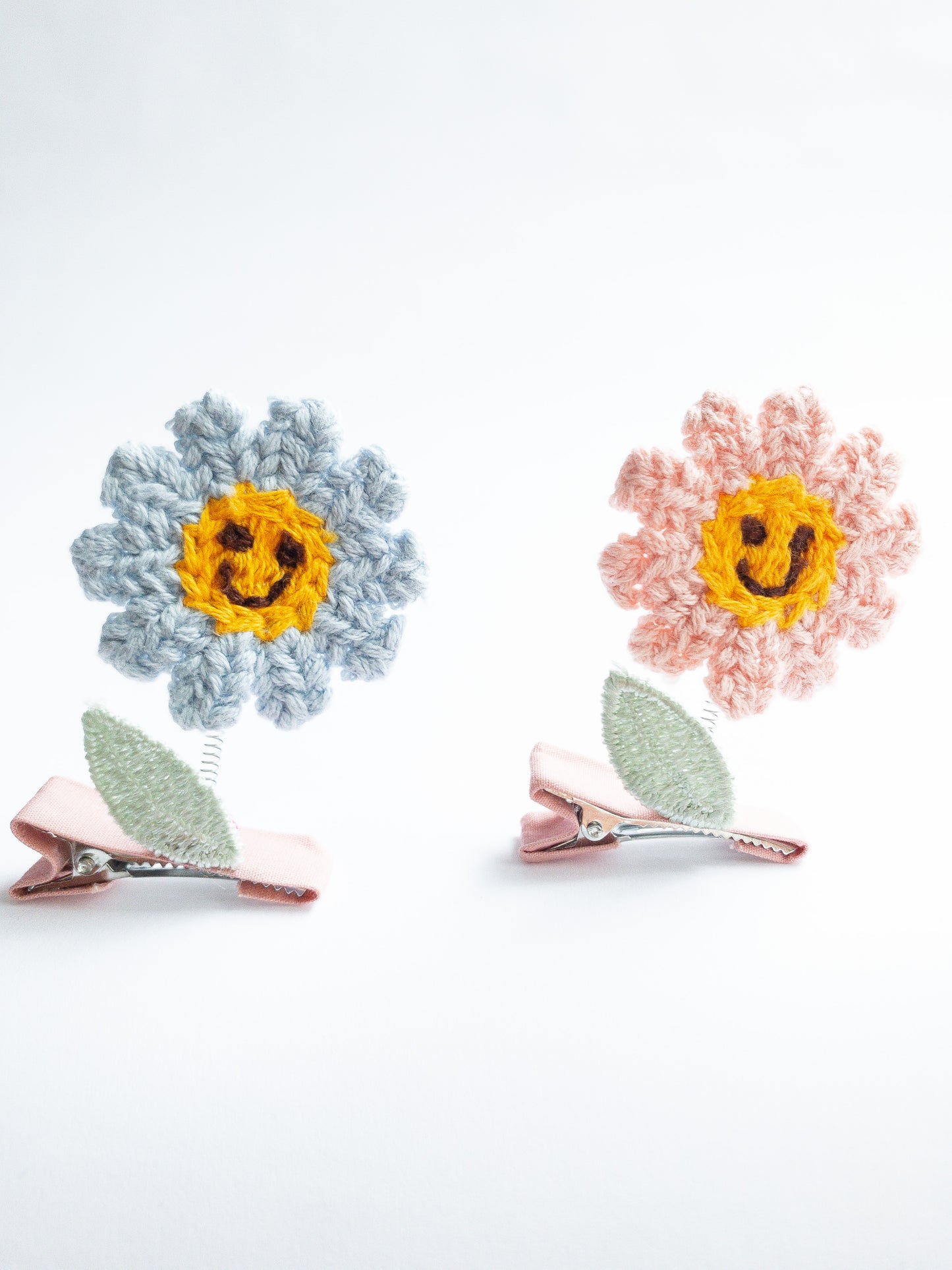 Springy Flower Hair Clips