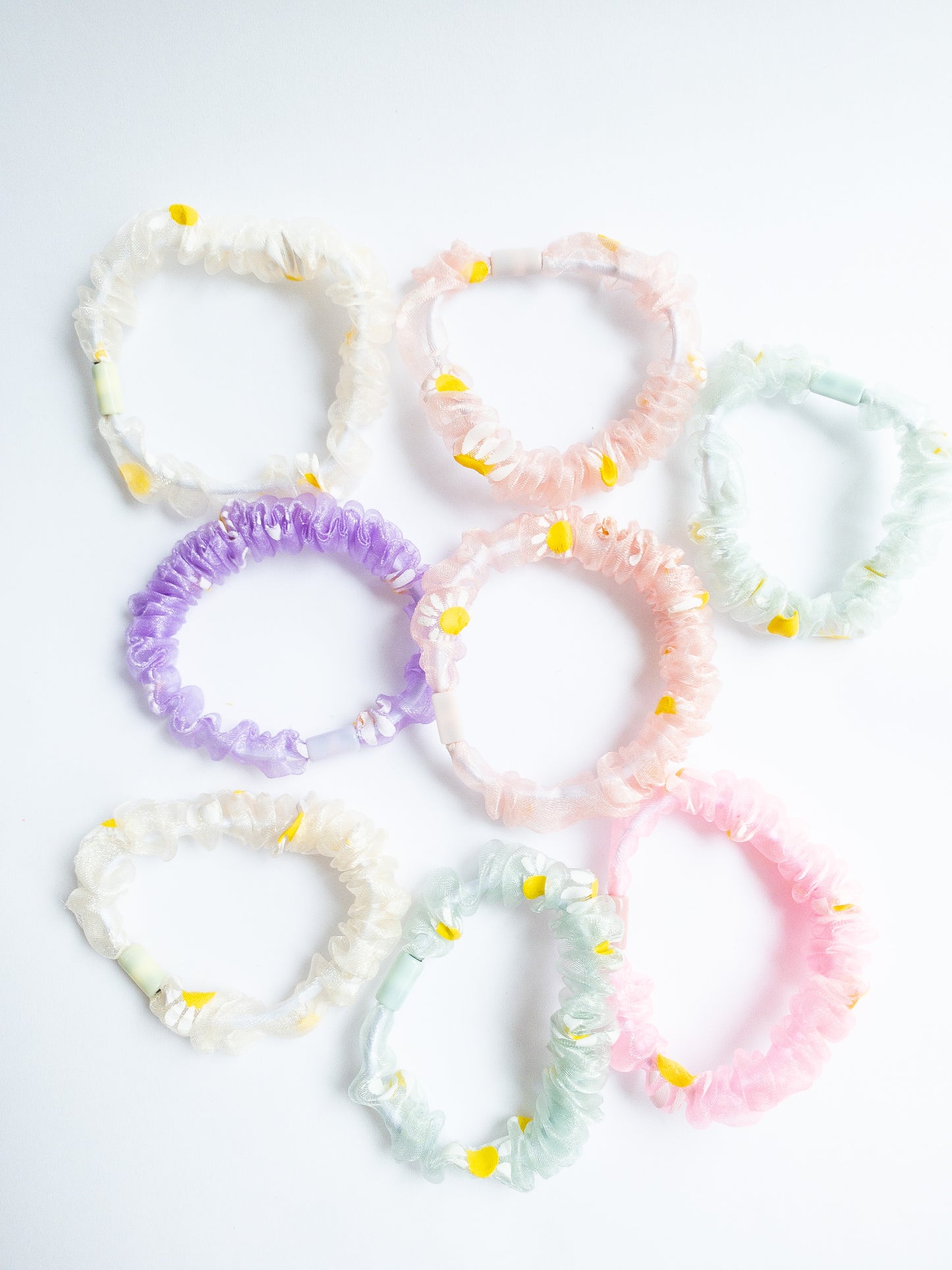 Thin Daisy Scrunchies