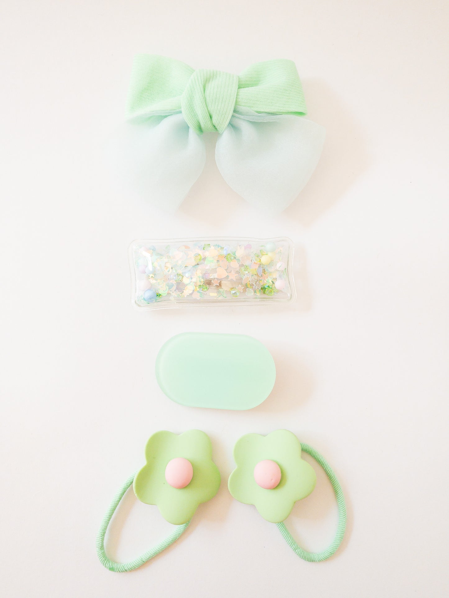 Shay Bow and Confetti 5 Piece Hair Clip Set
