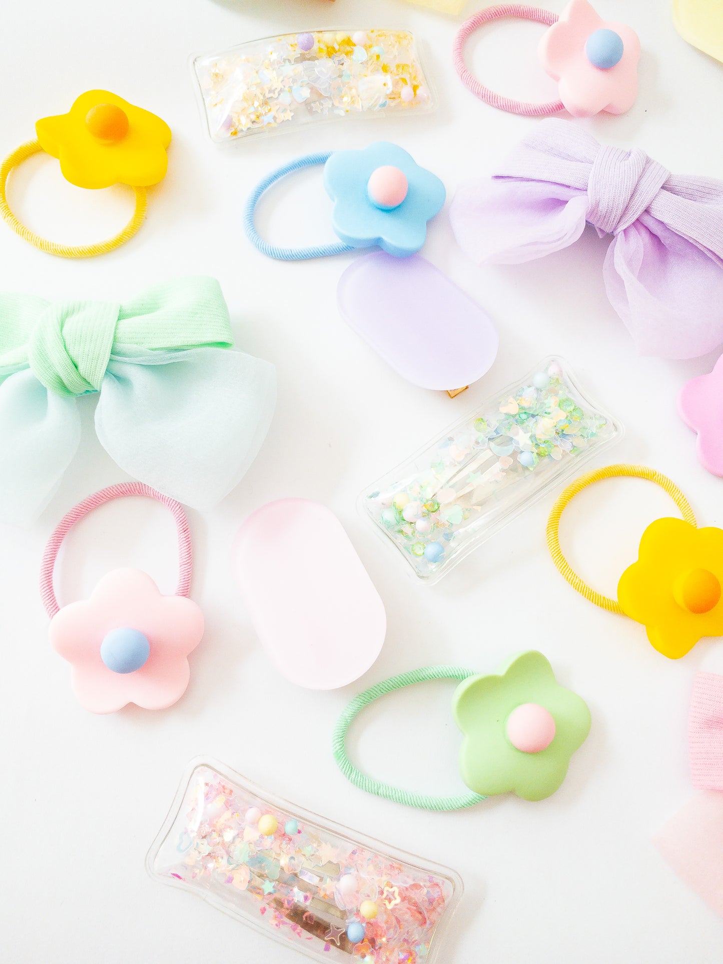 Shay Bow and Confetti 5 Piece Hair Clip Set