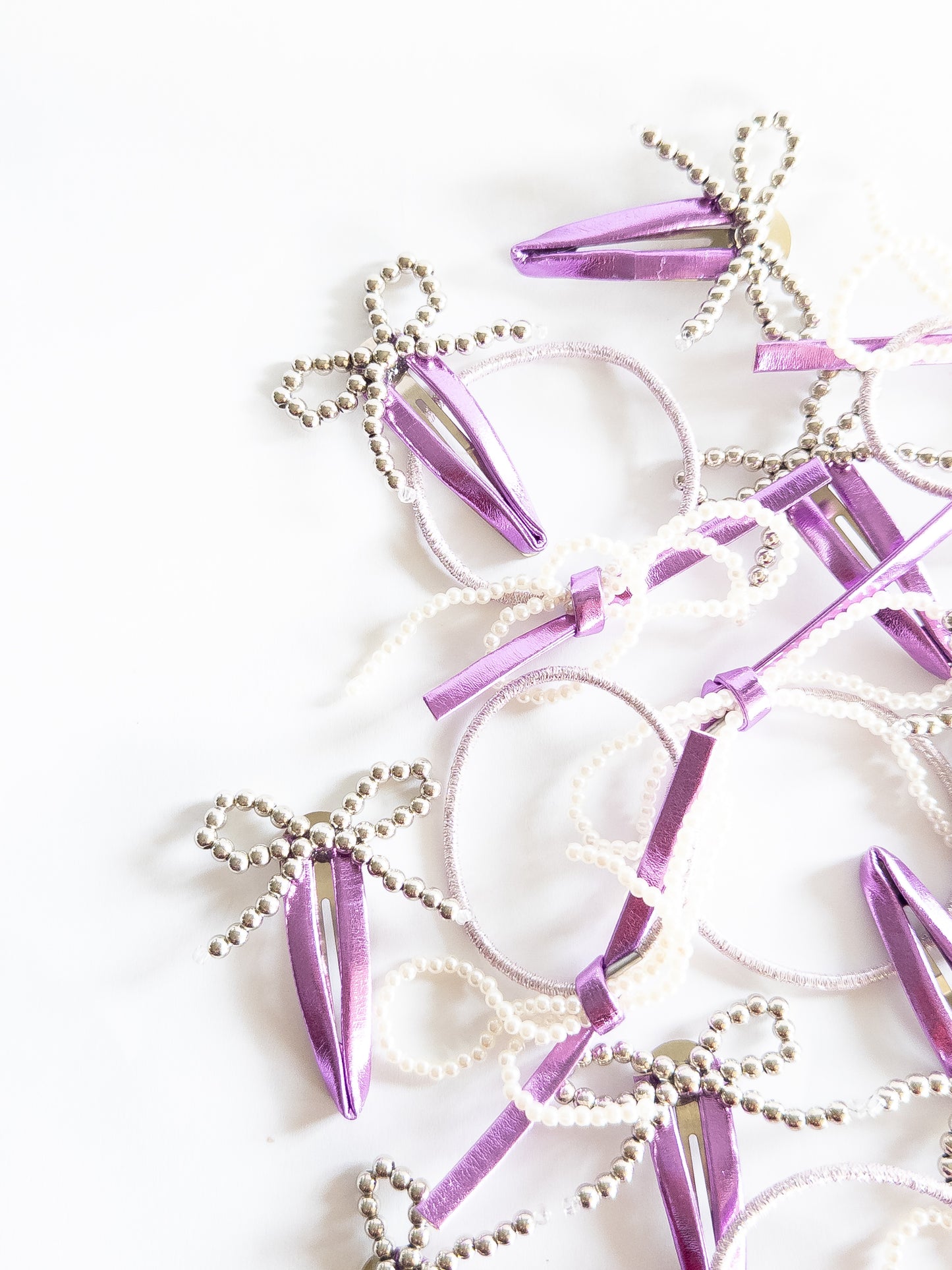 Metallic and Pearl Beaded Bow Hair Clip and Ties Set