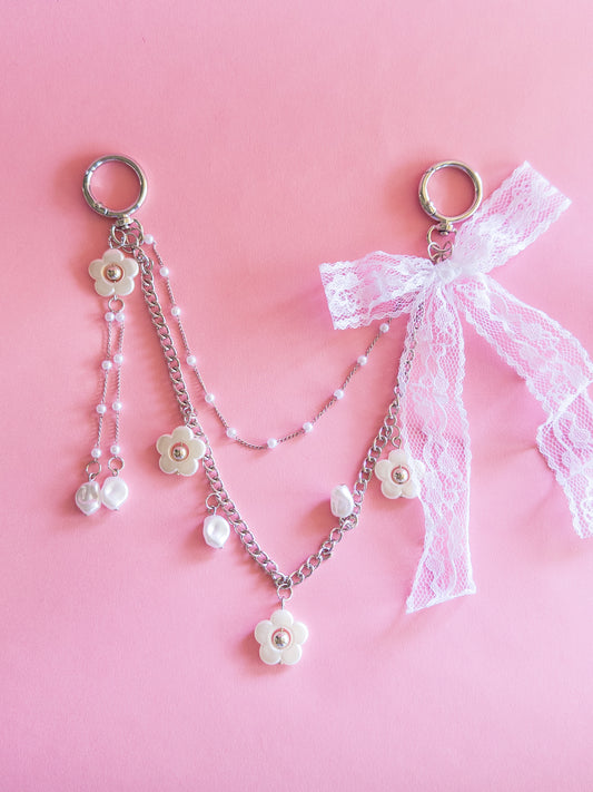 Lace Bow Pearly Flower Bag Chain