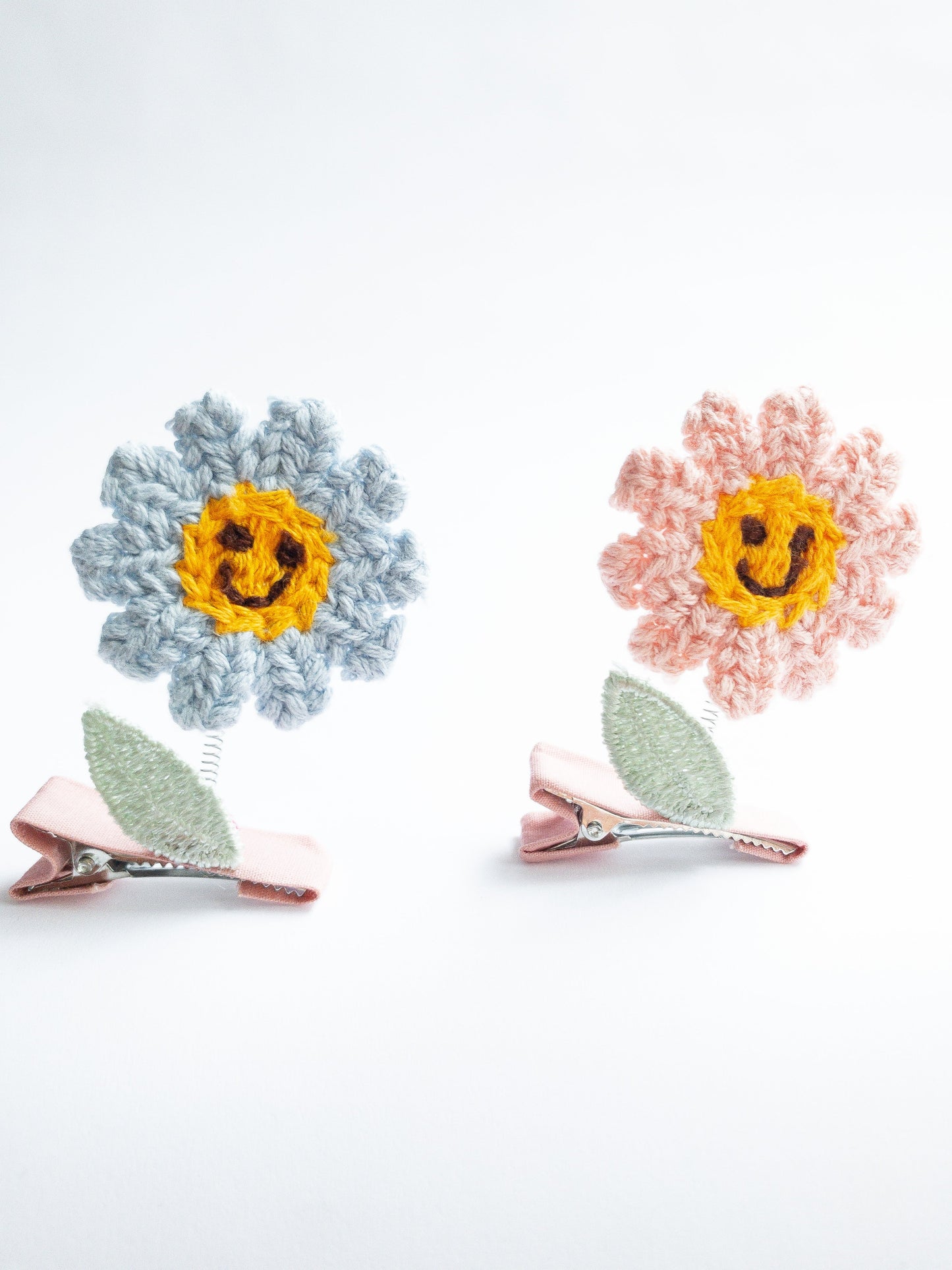 Springy Flower Hair Clips